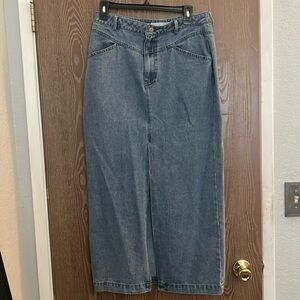 REVERIEE NWT‎ Women’s Blue Front Yoke Denim Maxi Skirt  Sz L